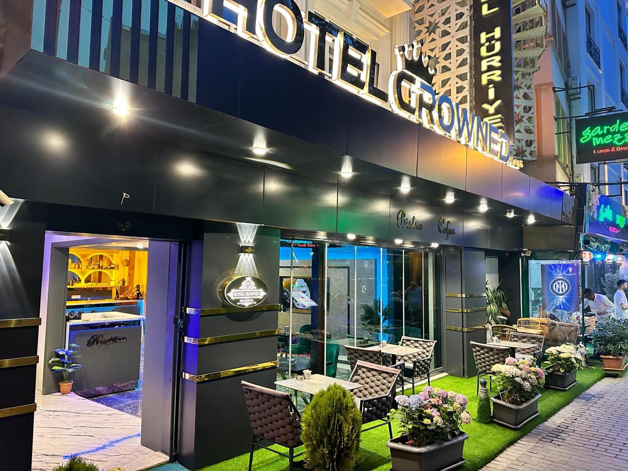 Crowned Plus Hotel Istanboel Buitenkant foto